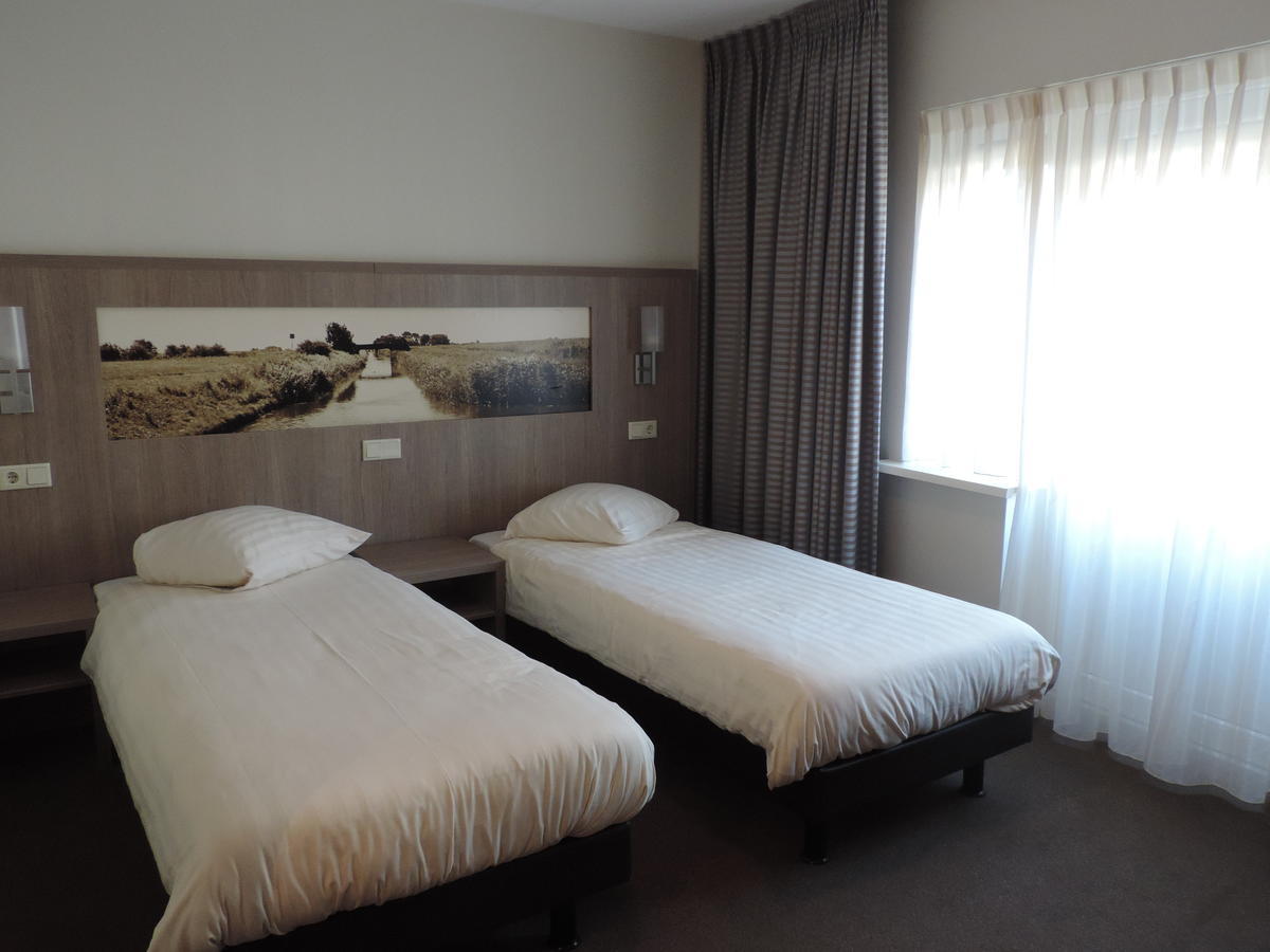 Oosteinde Hotel Ekamper מראה חיצוני תמונה